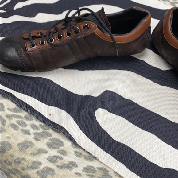 Three year old Prada sneakers - Picture 6 of 6